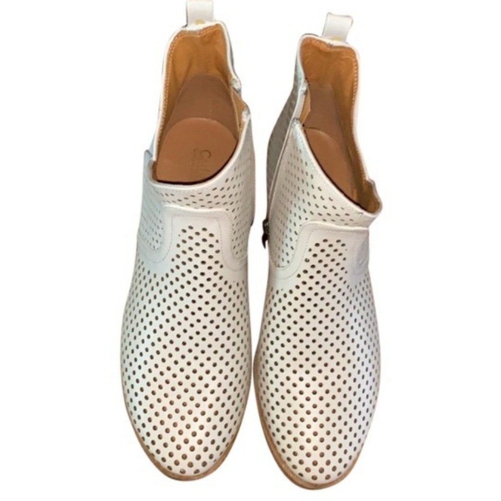 Catherine malandrino ryleigh cutout booties